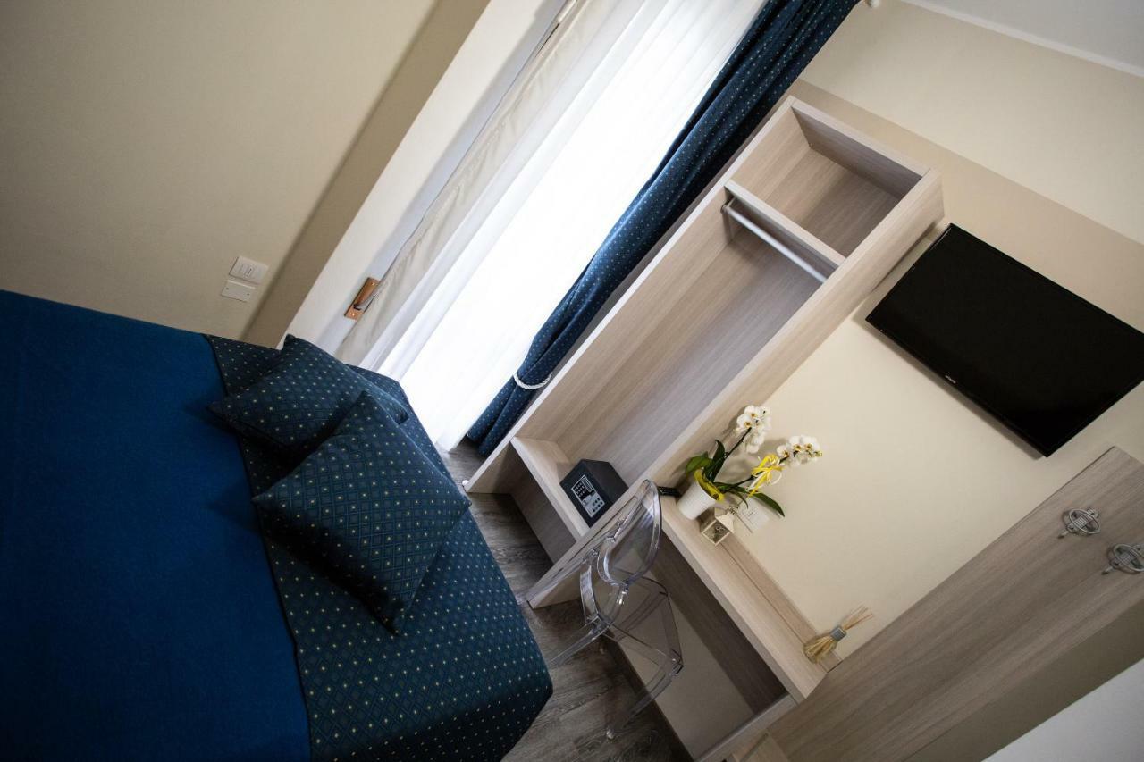Home Hotel Кастелфранко Венето Екстериор снимка